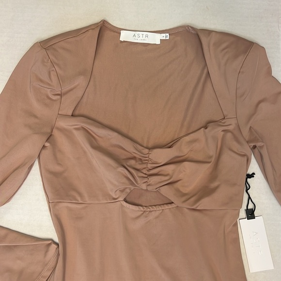 ASTR THE LABEL VENTURA BODYSUIT PINK NUDE SMALL NEW WITH TAGS - Picture 4 of 16